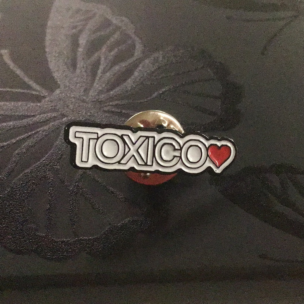 Tóxico Pin